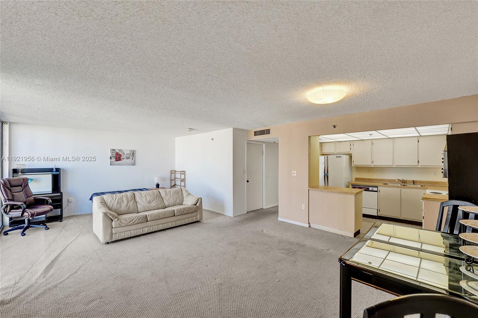 image Winston Towers25