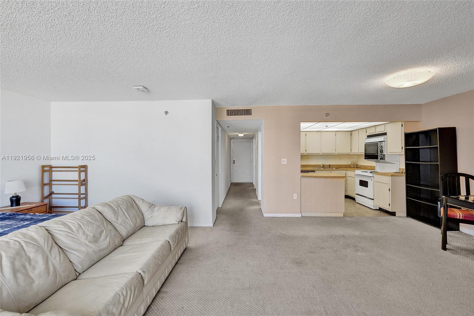 image Winston Towers26