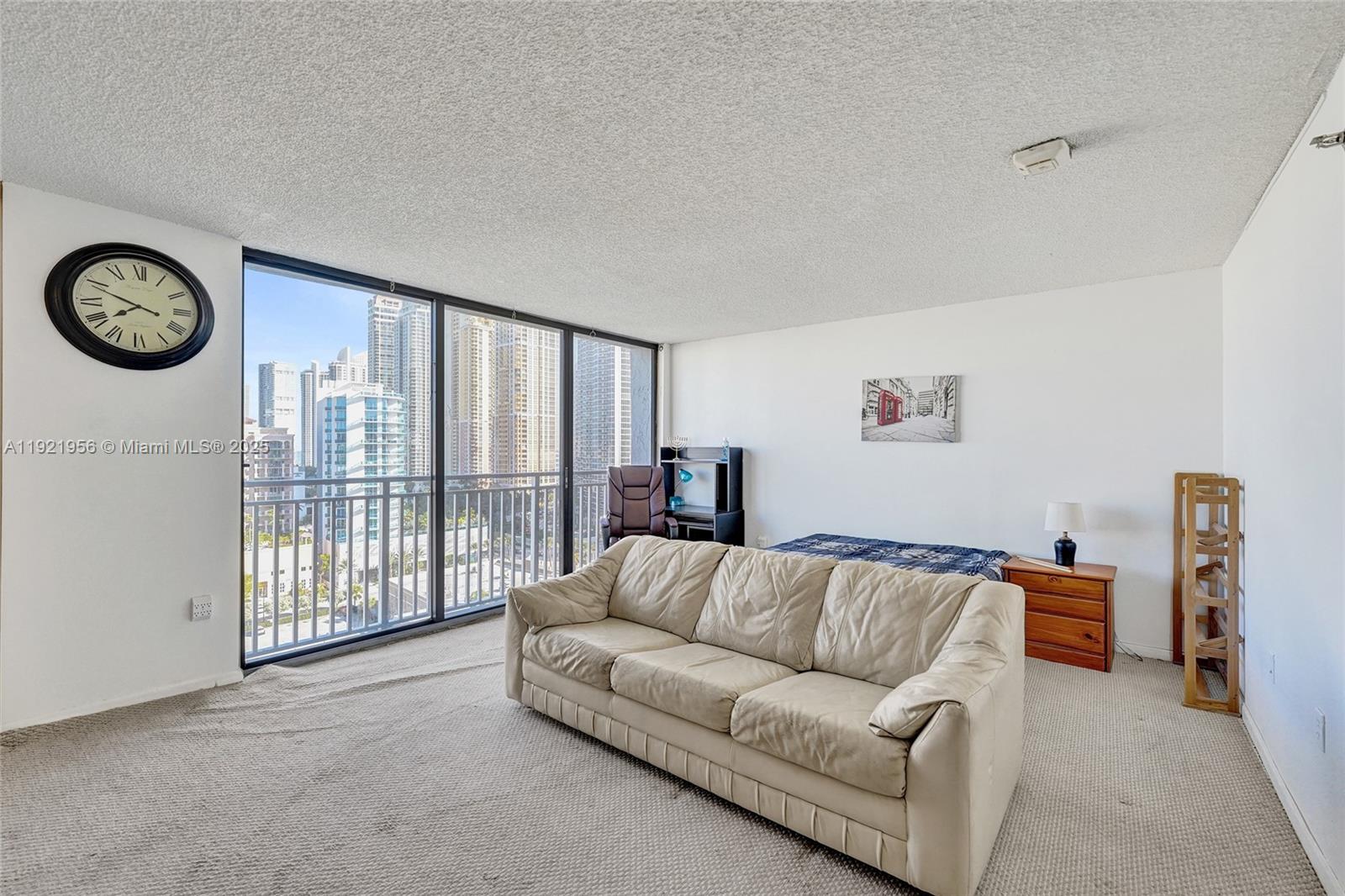 image Winston Towers31