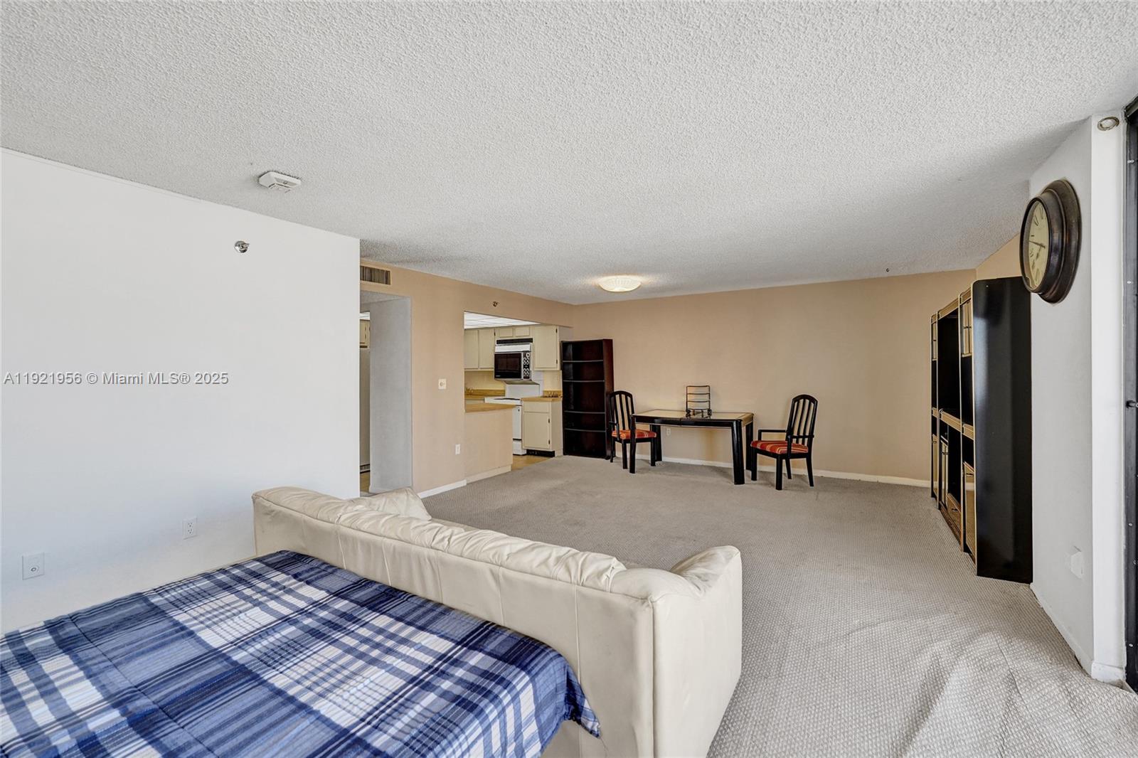 image Winston Towers34