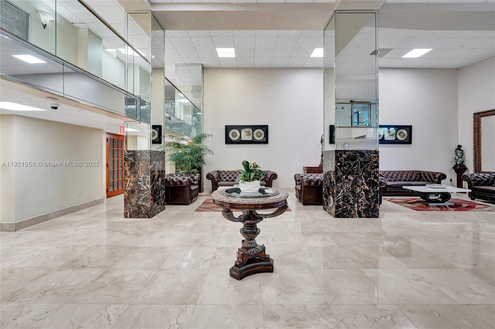 image Winston Towers47