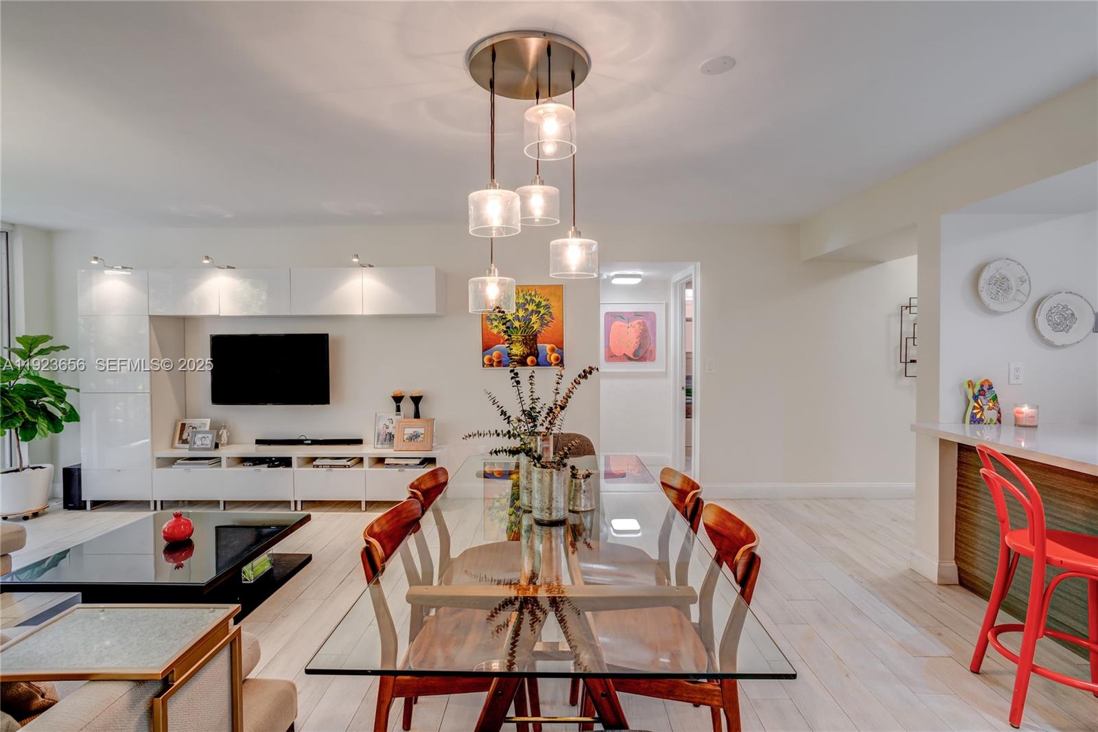 55 Ocean Ln Dr #2033 Key Biscayne, FL 33149