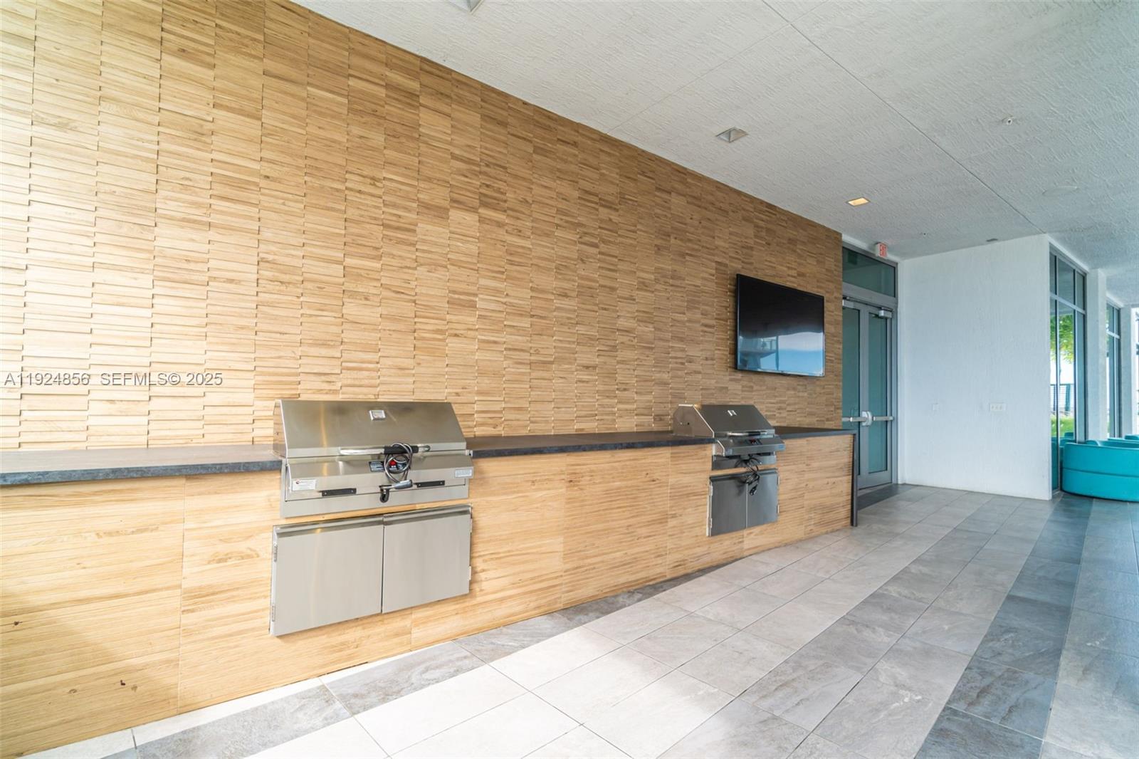 3900 Biscayne Blvd #S-312 Miami, FL 33137