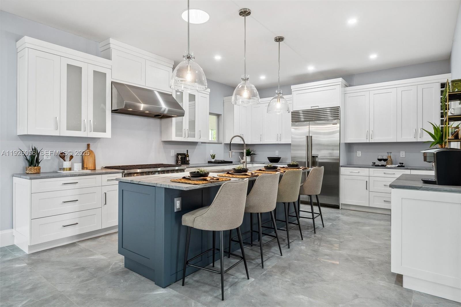 4837 Tarpon Ave Bonita Springs, FL 34134