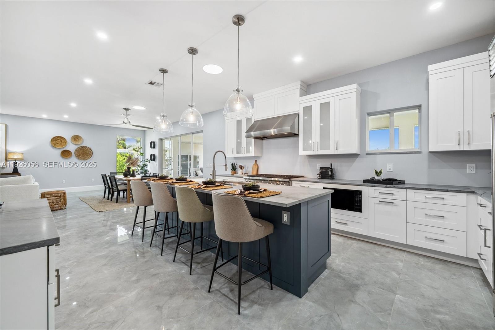 4837 Tarpon Ave Bonita Springs, FL 34134