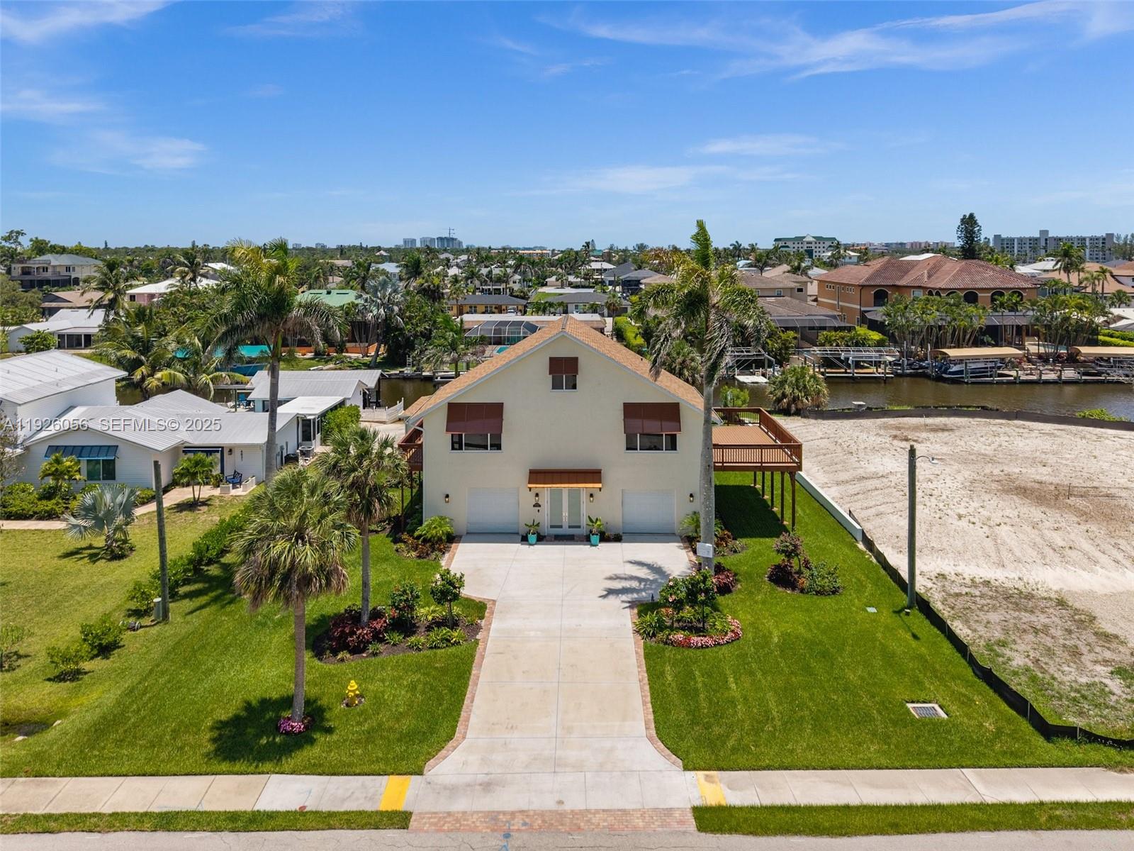 4837 Tarpon Ave Bonita Springs, FL 34134