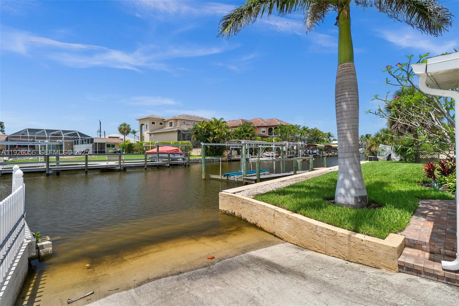 4837 Tarpon Ave Bonita Springs, FL 34134