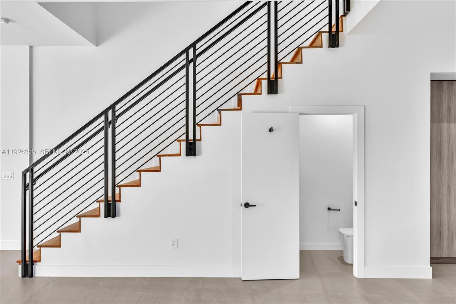 2785 SW 34th Ave Miami, FL 33133