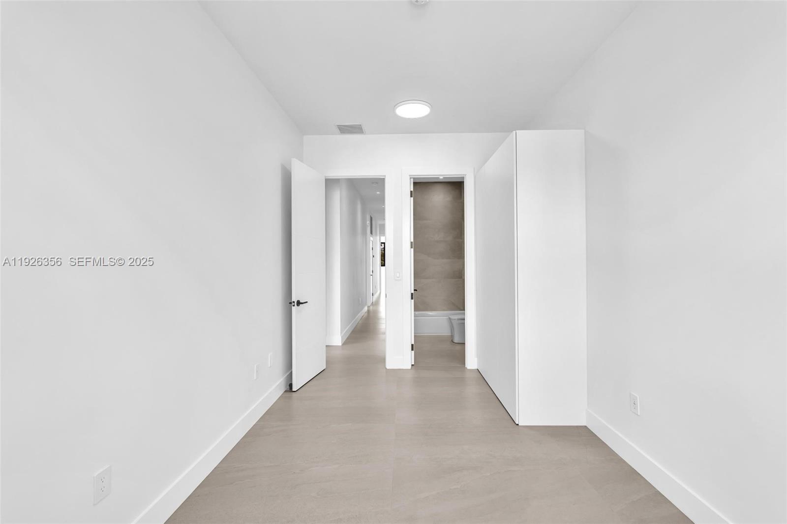 2785 SW 34th Ave Miami, FL 33133