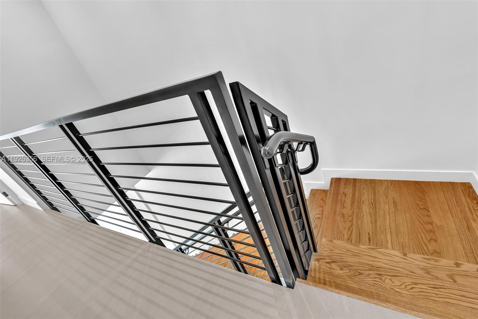 2785 SW 34th Ave Miami, FL 33133