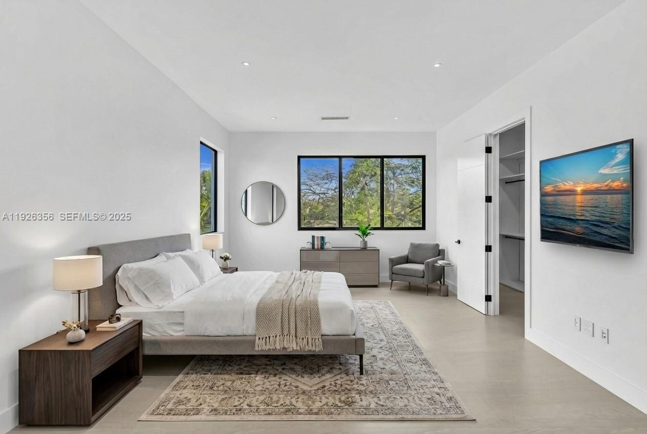 2785 SW 34th Ave Miami, FL 33133