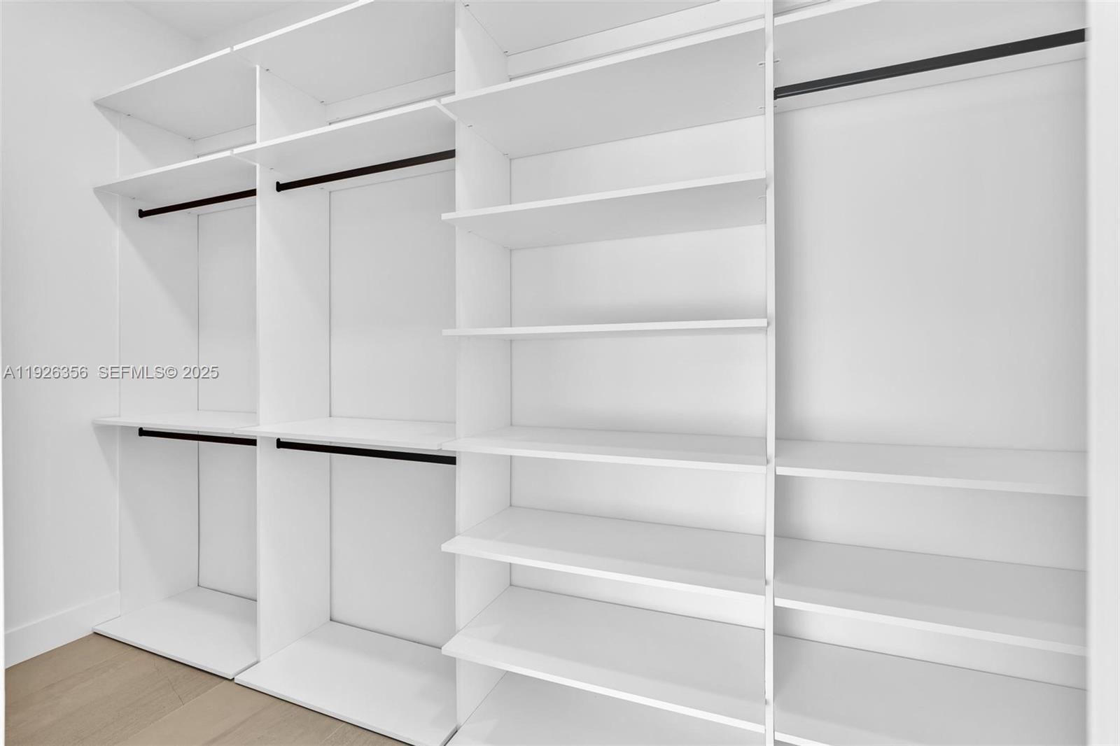 2785 SW 34th Ave Miami, FL 33133