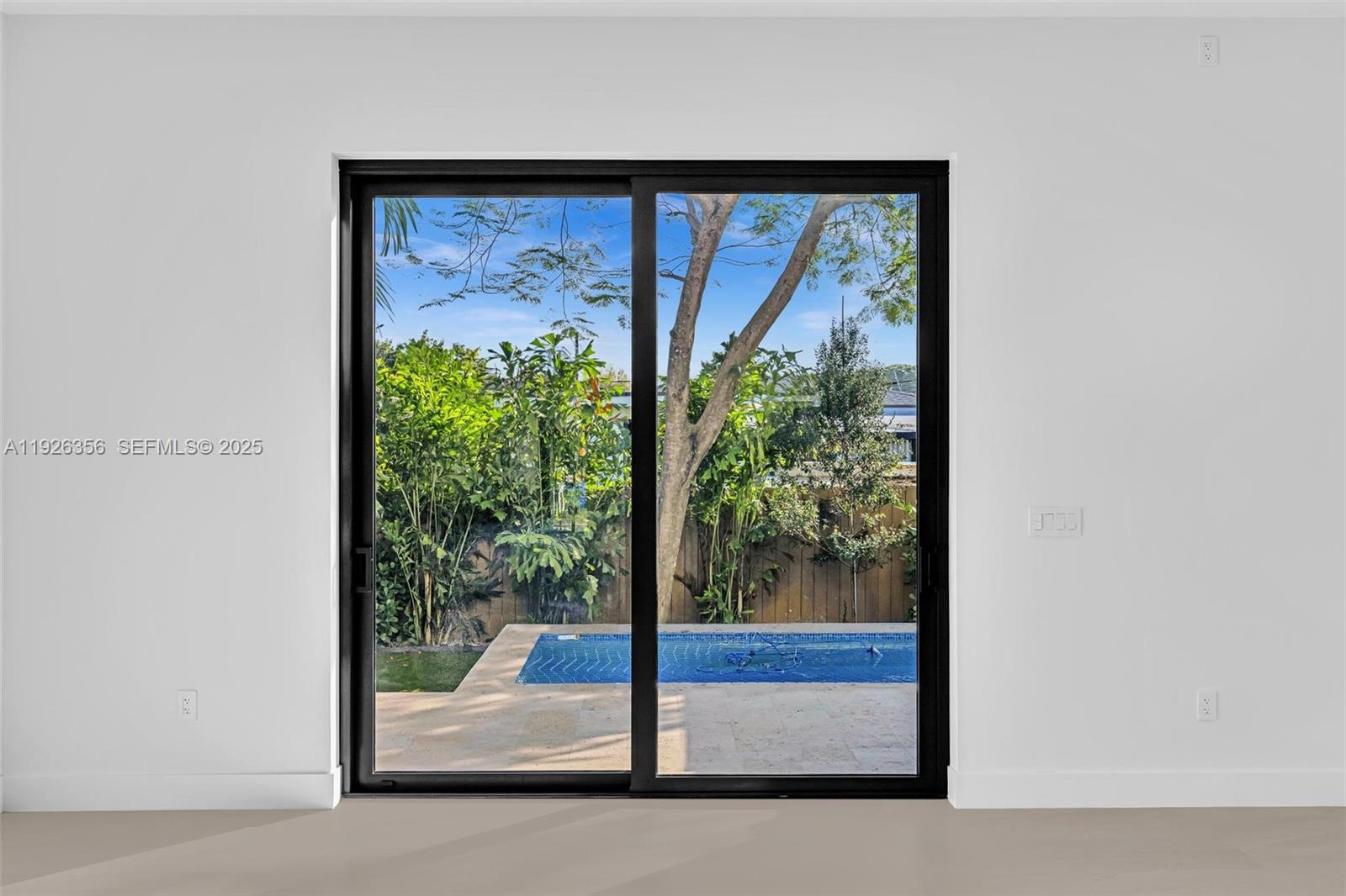 2785 SW 34th Ave Miami, FL 33133