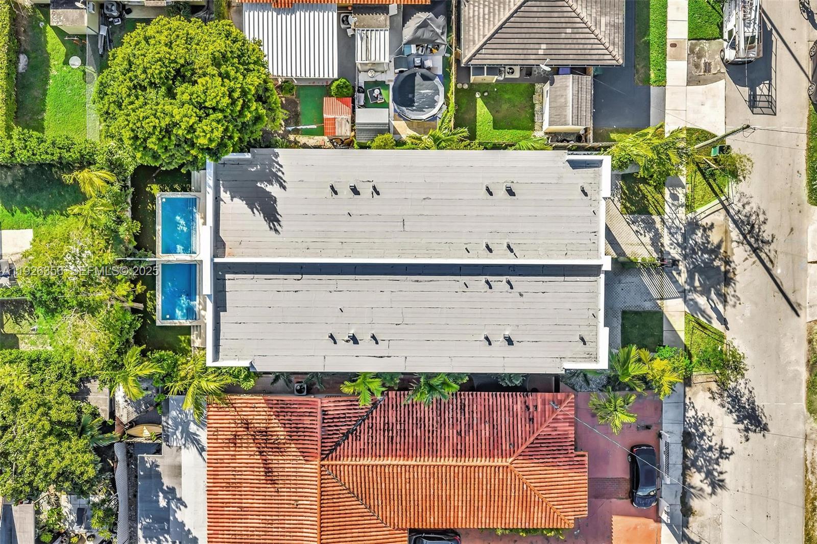 2785 SW 34th Ave Miami, FL 33133