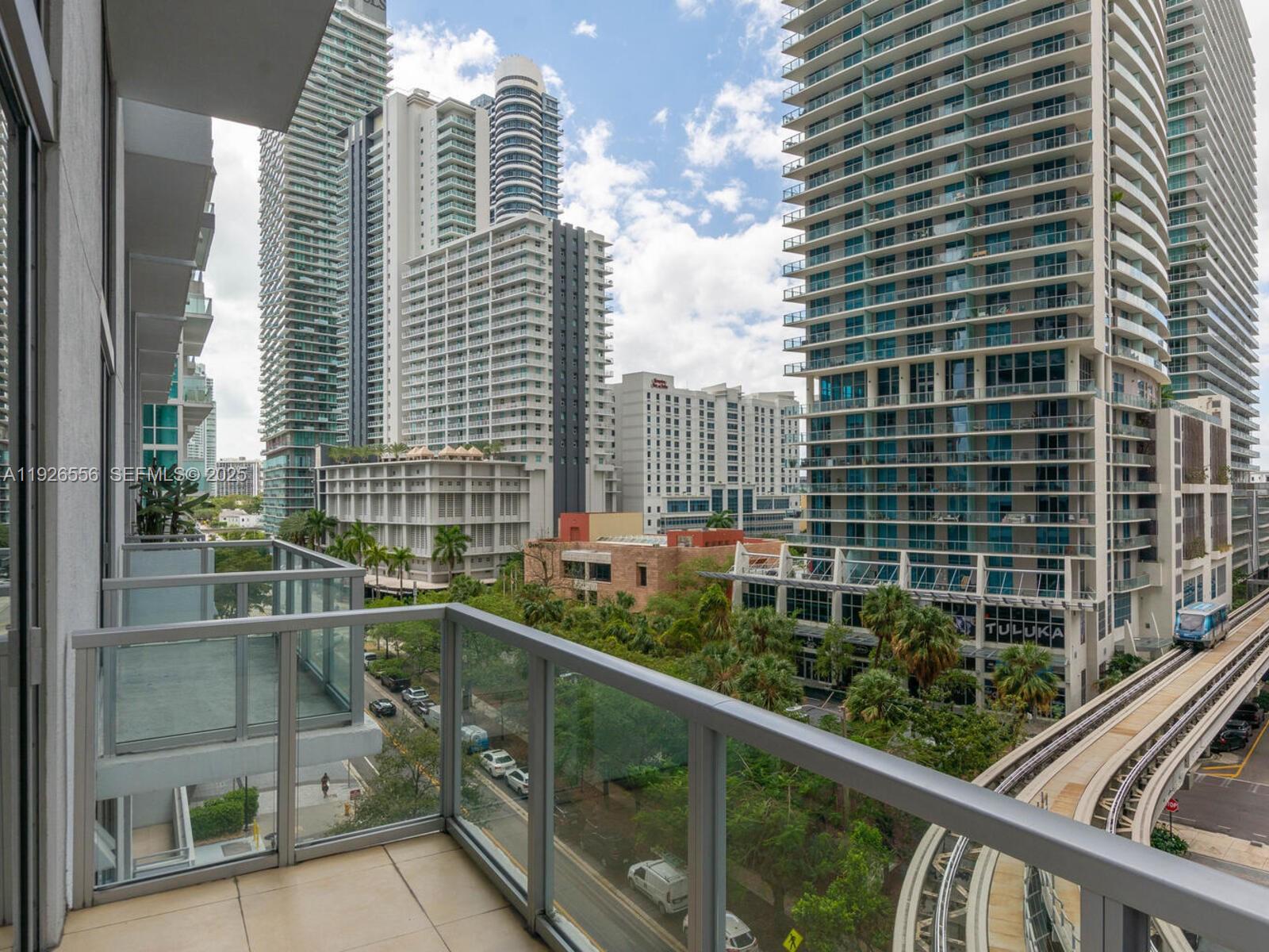1050 Brickell Ave #606 Miami, FL 33131