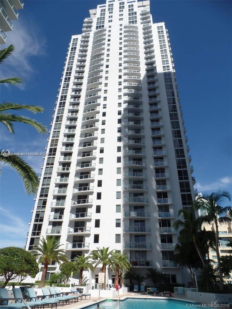 1050 Brickell Ave #606 Miami, FL 33131