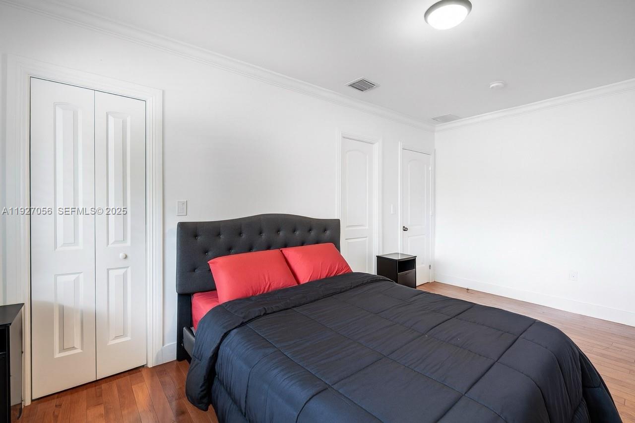 141 SW 51st Ct Miami, FL 33134