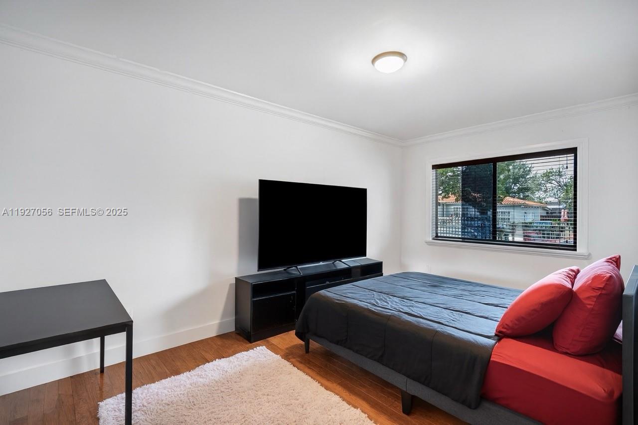 141 SW 51st Ct Miami, FL 33134