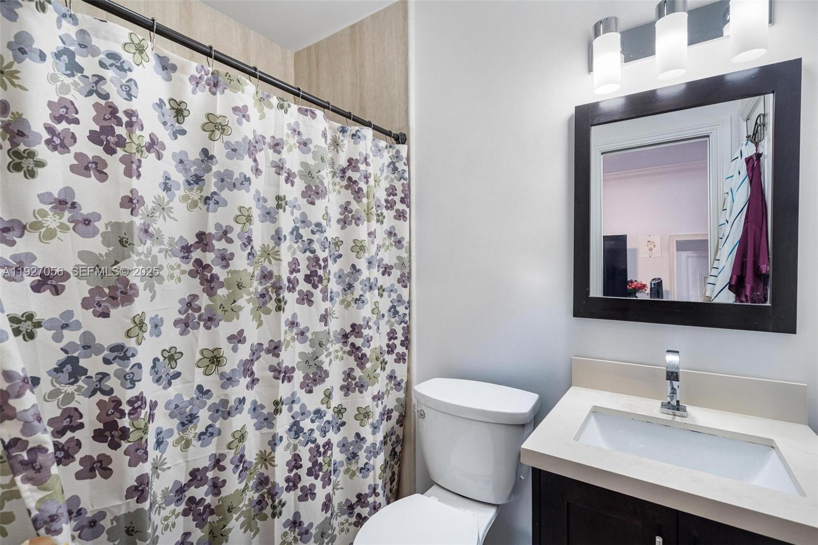 141 SW 51st Ct Miami, FL 33134