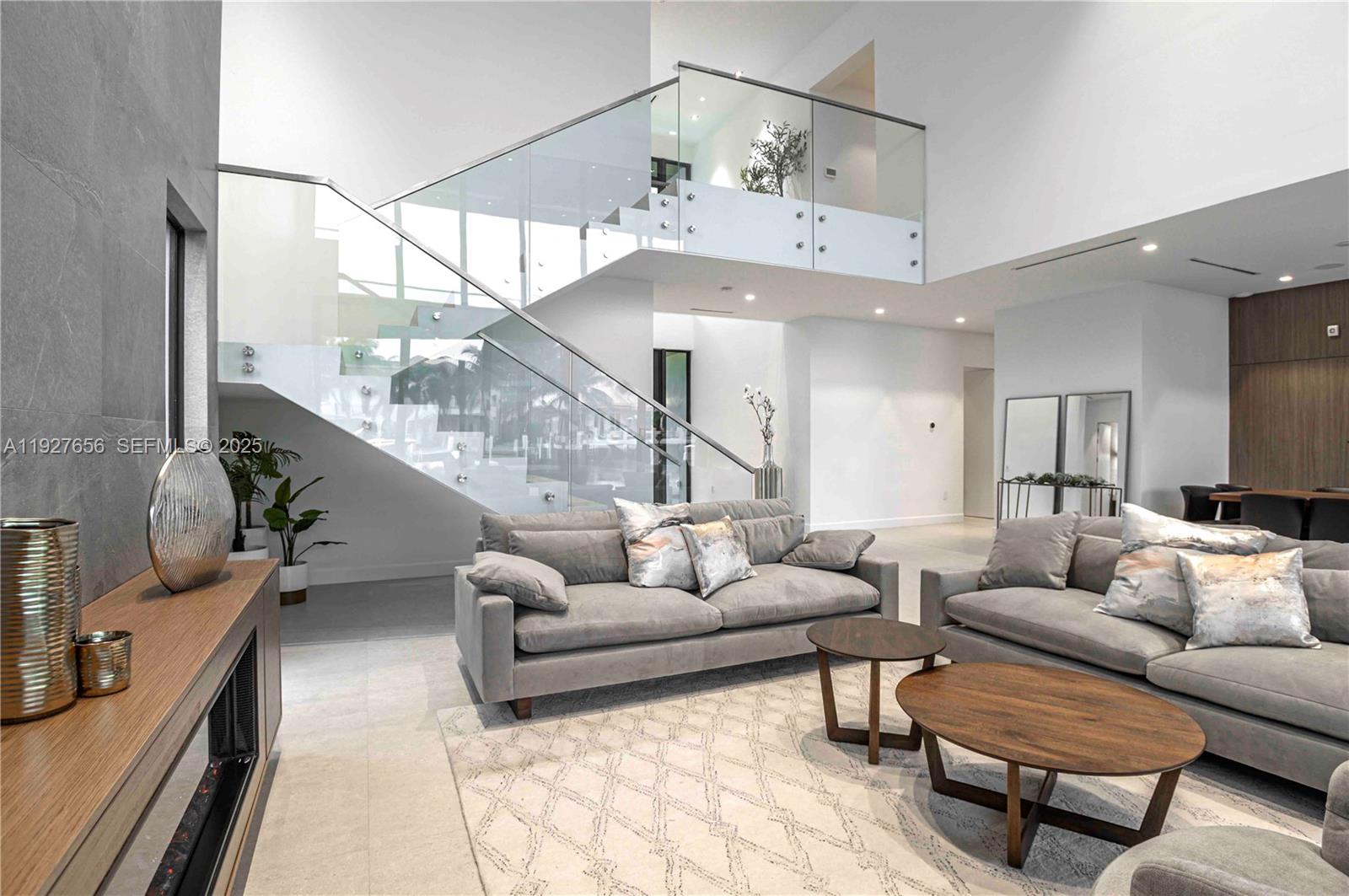 1537 SE 13th St Fort Lauderdale, FL 33316