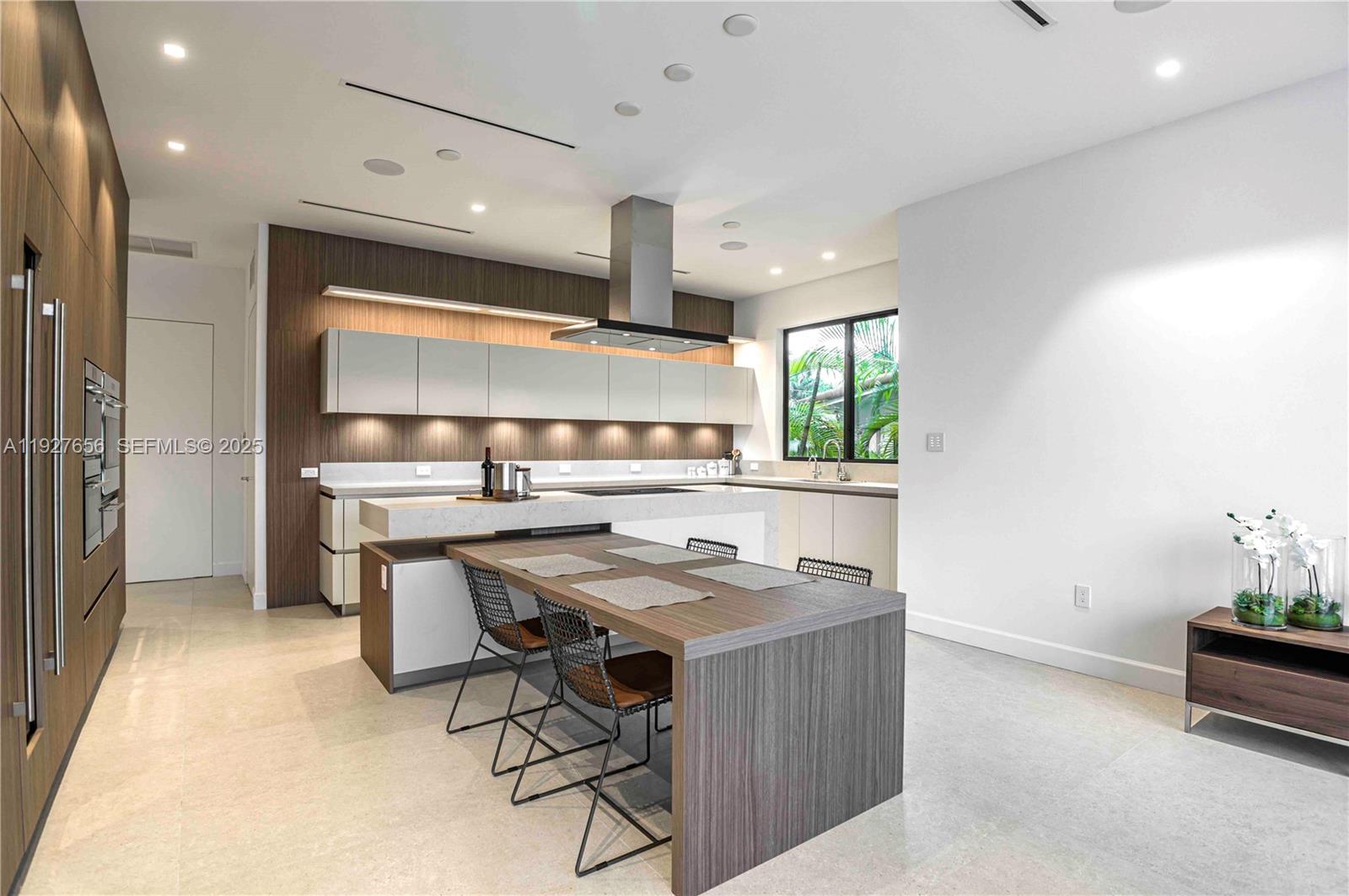 1537 SE 13th St Fort Lauderdale, FL 33316