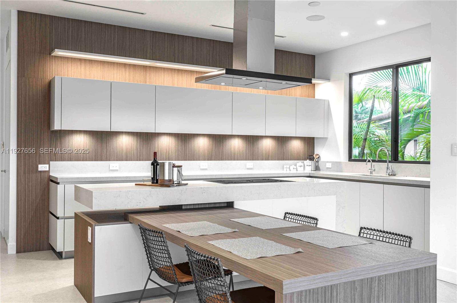 1537 SE 13th St Fort Lauderdale, FL 33316