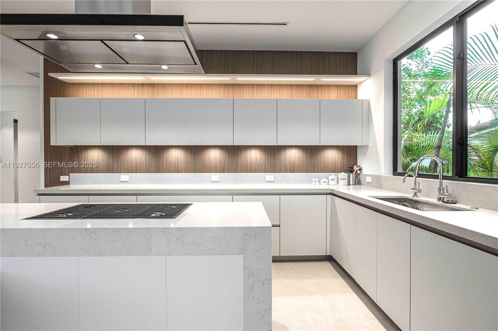 1537 SE 13th St Fort Lauderdale, FL 33316