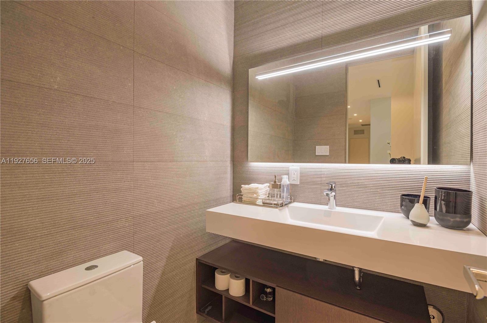 1537 SE 13th St Fort Lauderdale, FL 33316