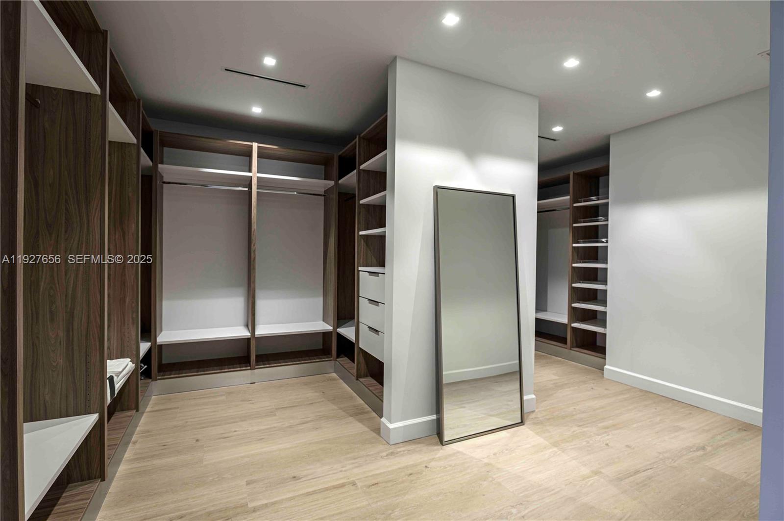 1537 SE 13th St Fort Lauderdale, FL 33316