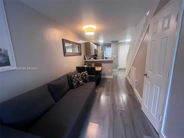 821 SW 2nd St #2 Miami, FL 33130