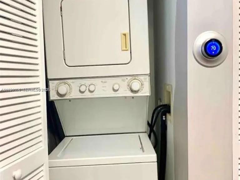 821 SW 2nd St #2 Miami, FL 33130