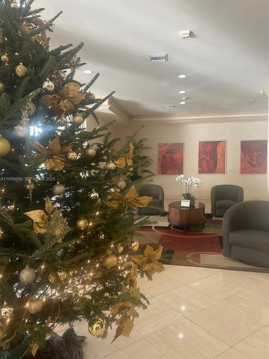 image Winston Towers6