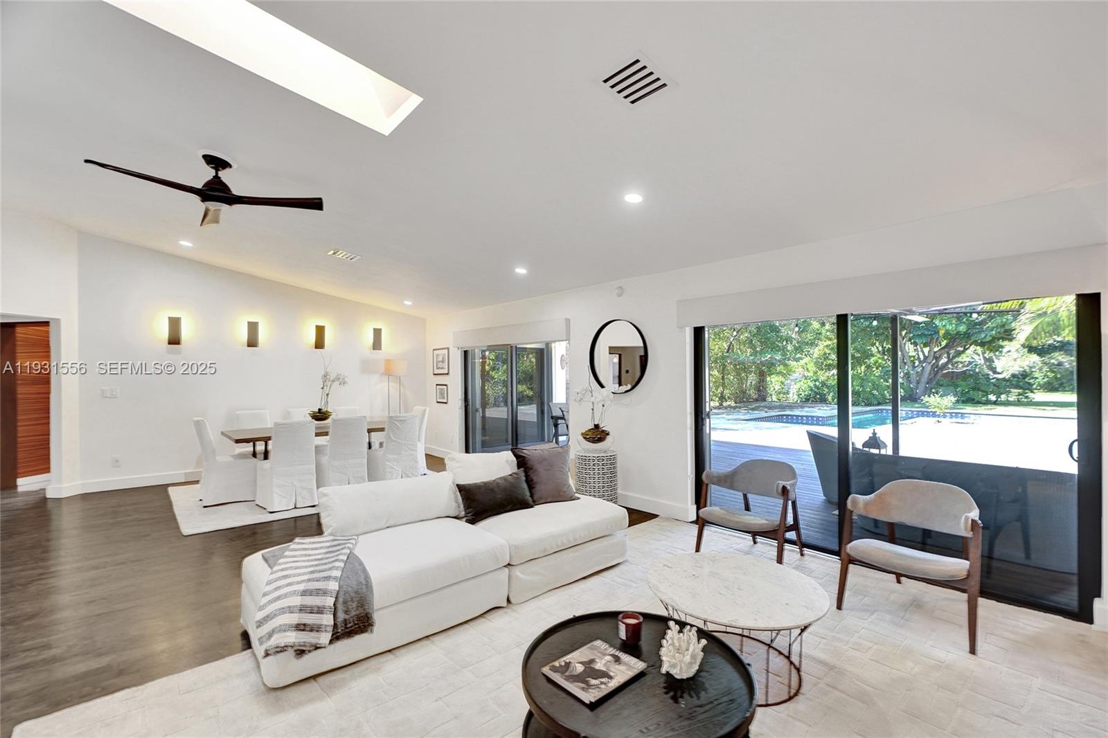 21440 Highland Lks Blvd Miami, FL 33179