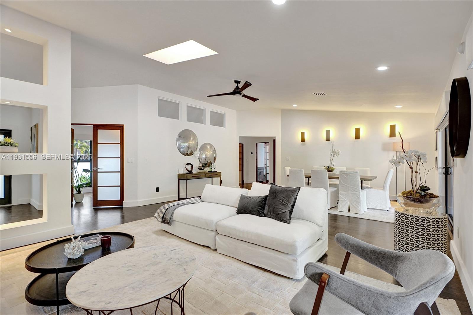 21440 Highland Lks Blvd Miami, FL 33179