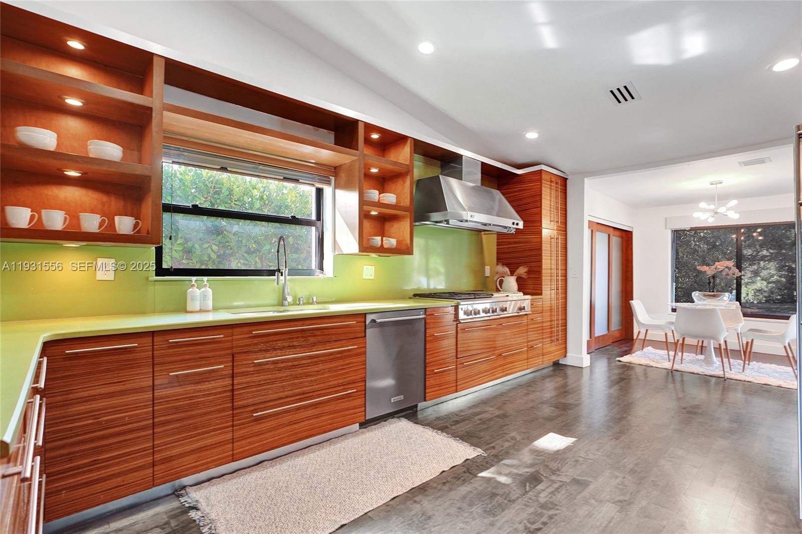 21440 Highland Lks Blvd Miami, FL 33179