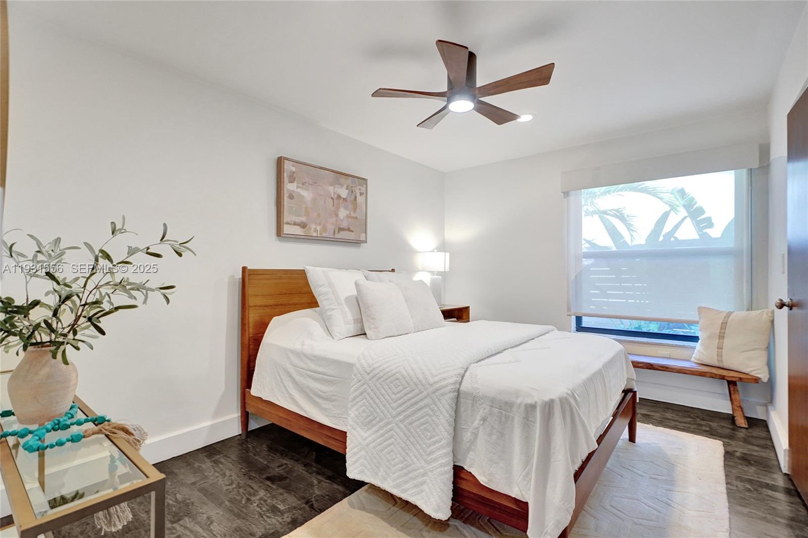 21440 Highland Lks Blvd Miami, FL 33179