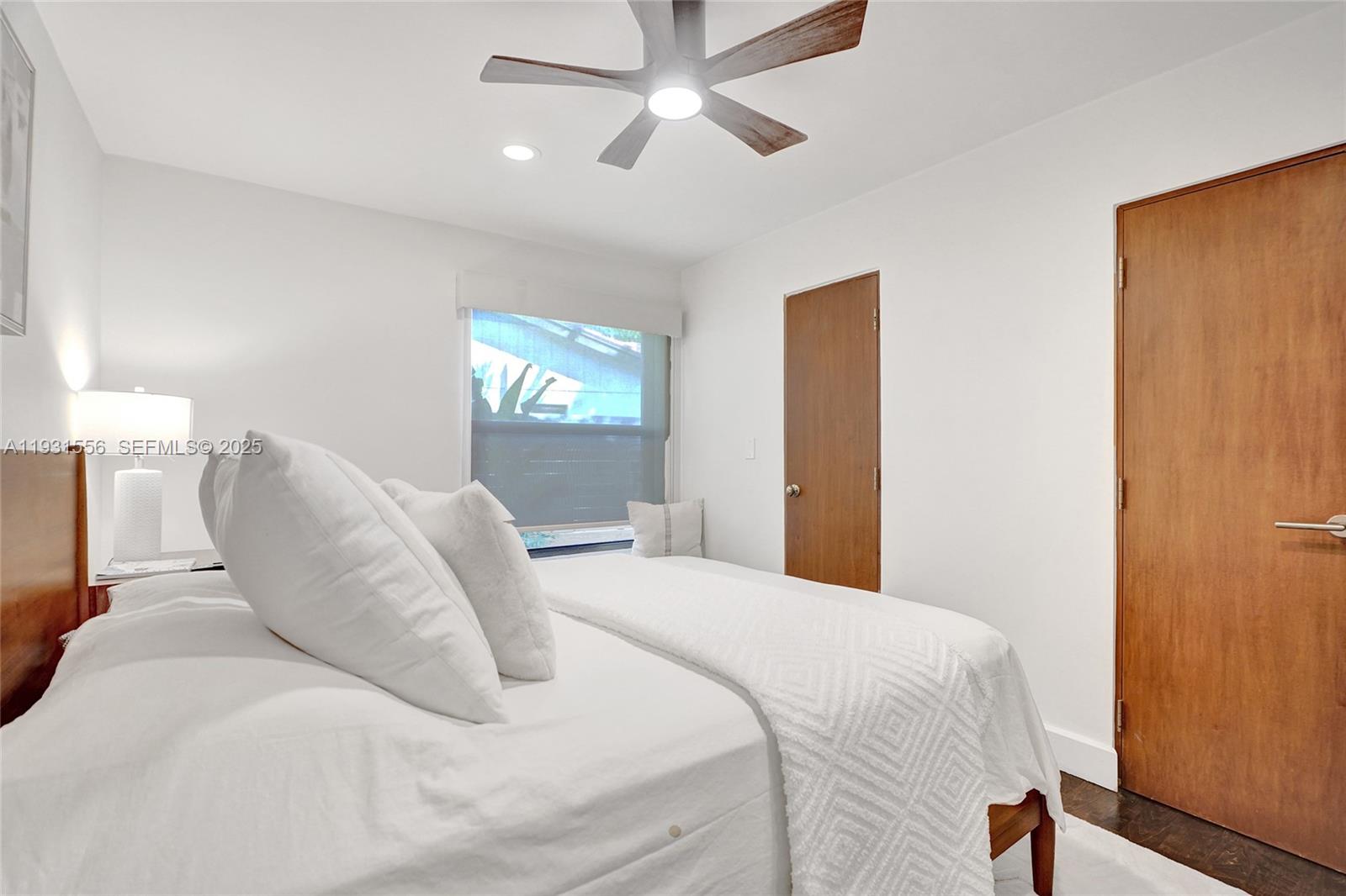 21440 Highland Lks Blvd Miami, FL 33179