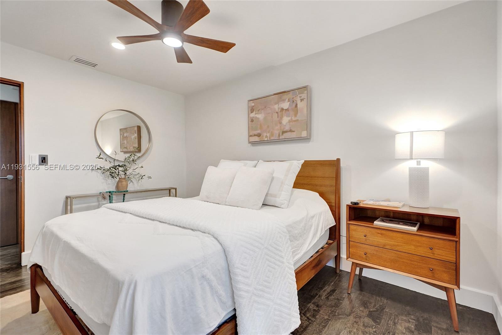 21440 Highland Lks Blvd Miami, FL 33179