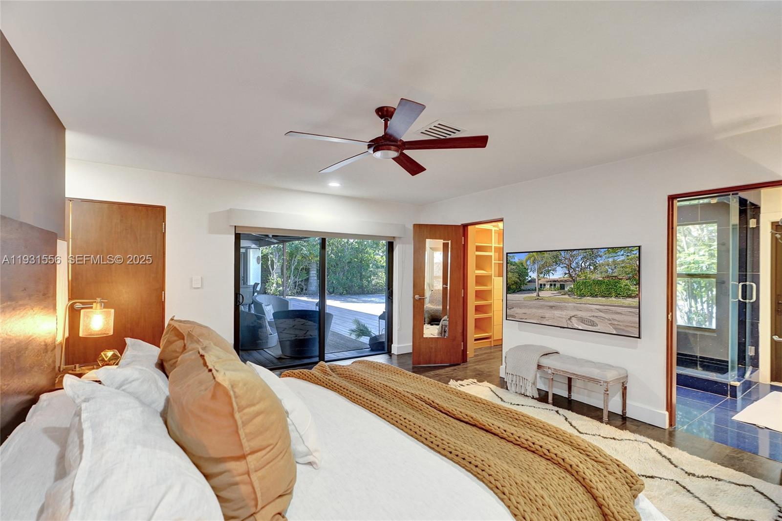 21440 Highland Lks Blvd Miami, FL 33179