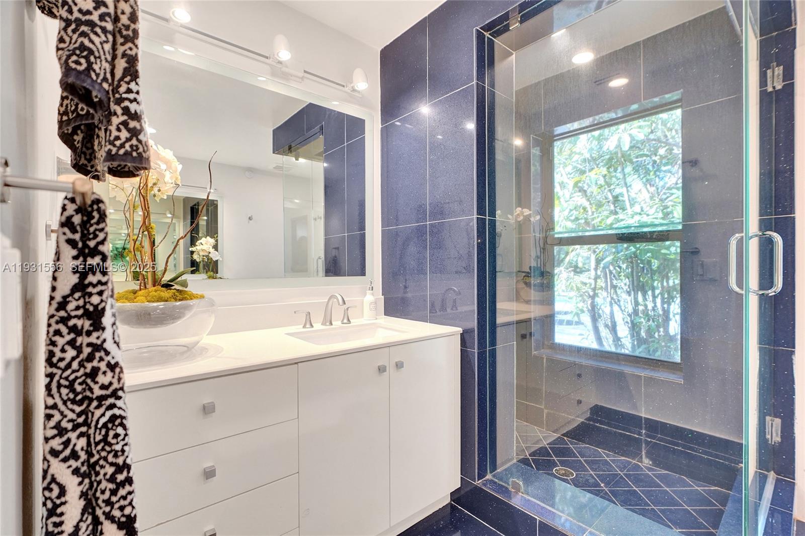 21440 Highland Lks Blvd Miami, FL 33179