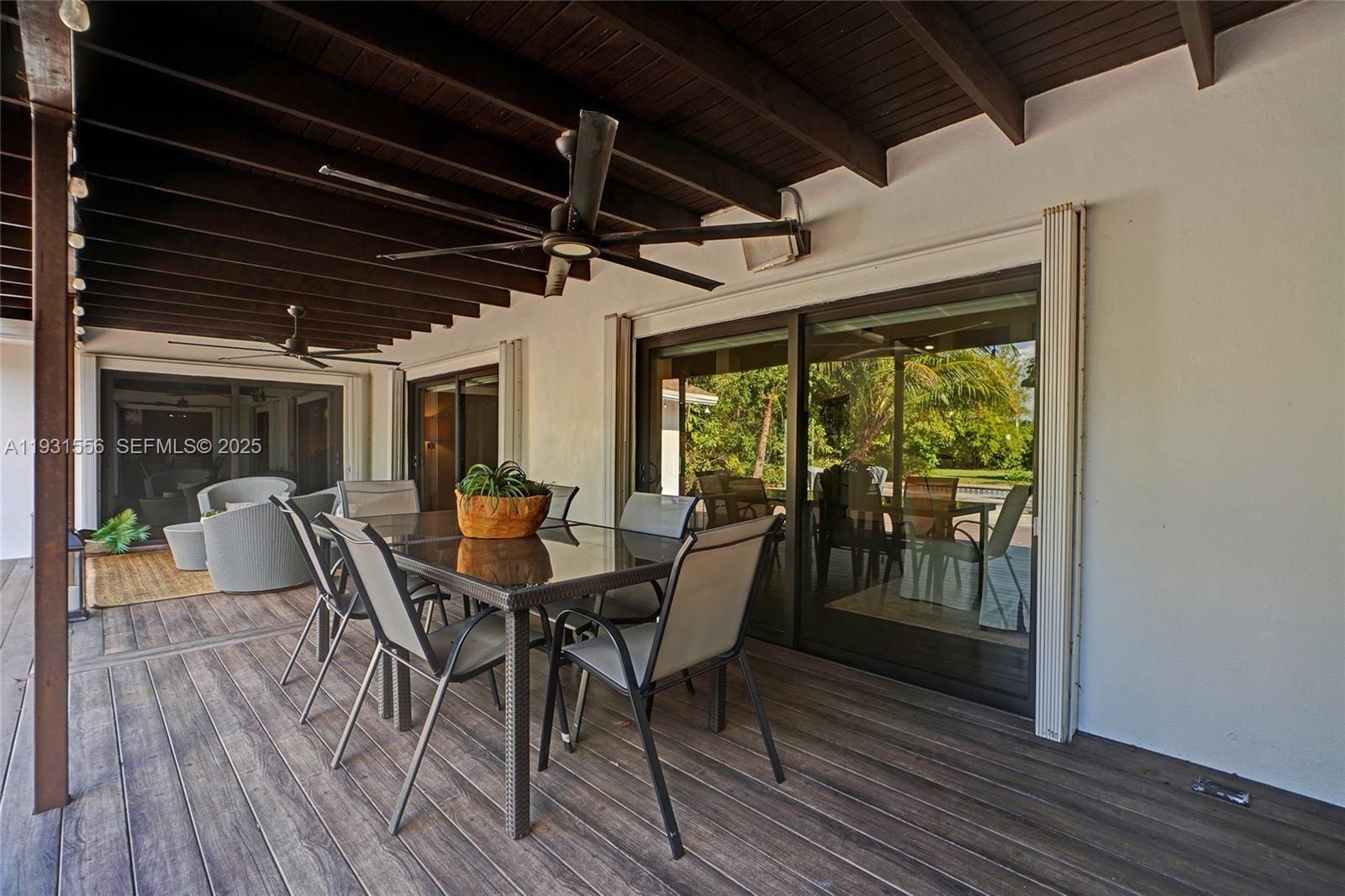 21440 Highland Lks Blvd Miami, FL 33179