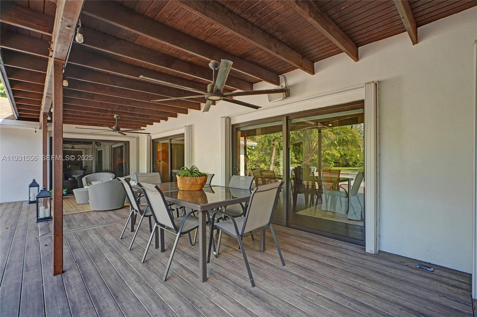 21440 Highland Lks Blvd Miami, FL 33179