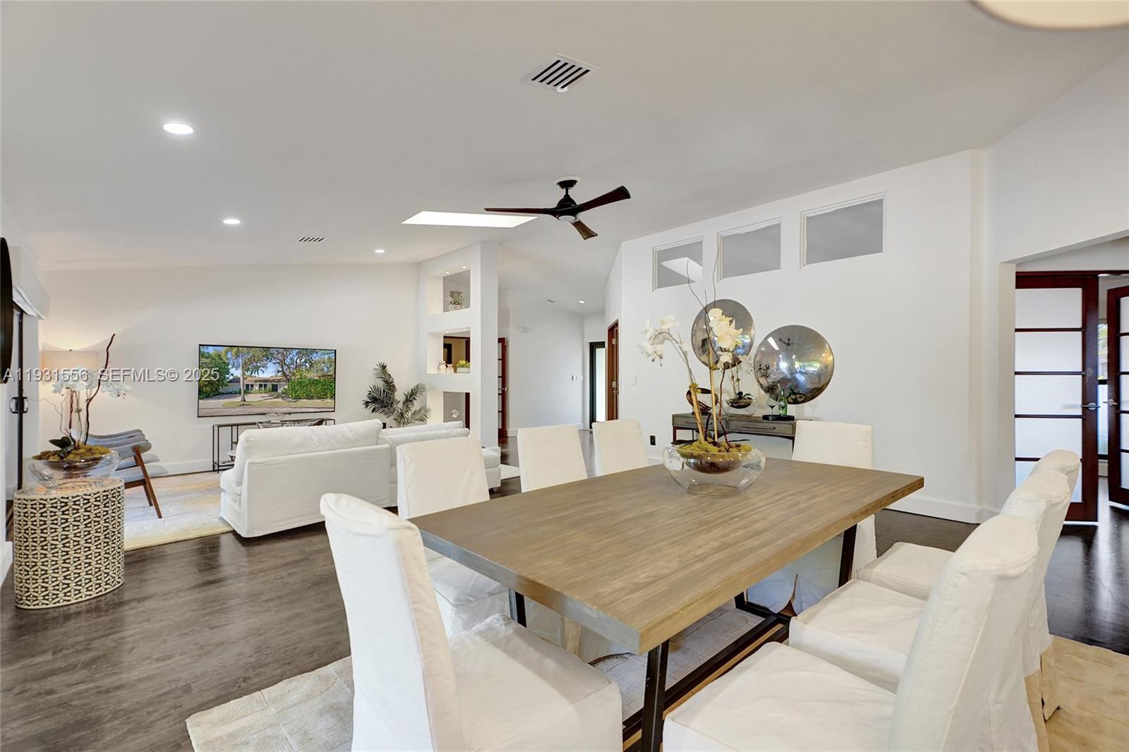 21440 Highland Lks Blvd Miami, FL 33179