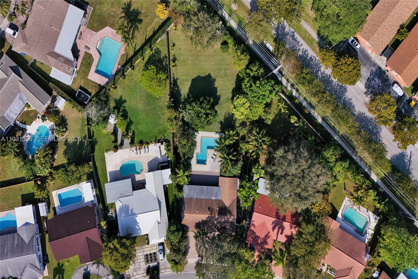 21440 Highland Lks Blvd Miami, FL 33179