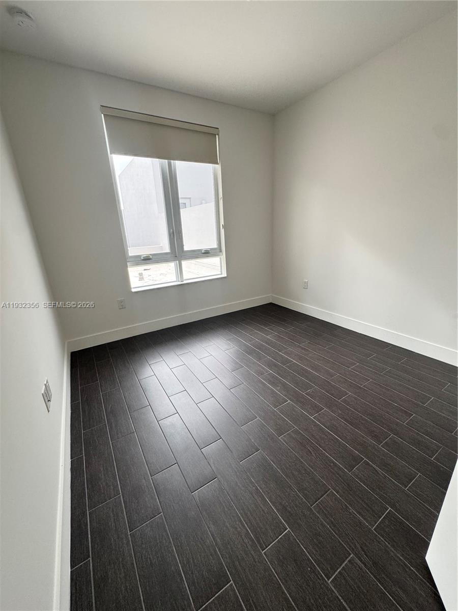 10550 NW 65th Ln Doral, FL 33178