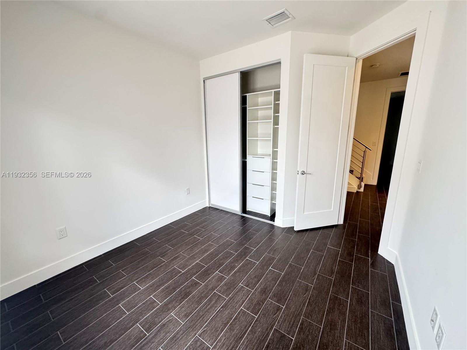 10550 NW 65th Ln Doral, FL 33178