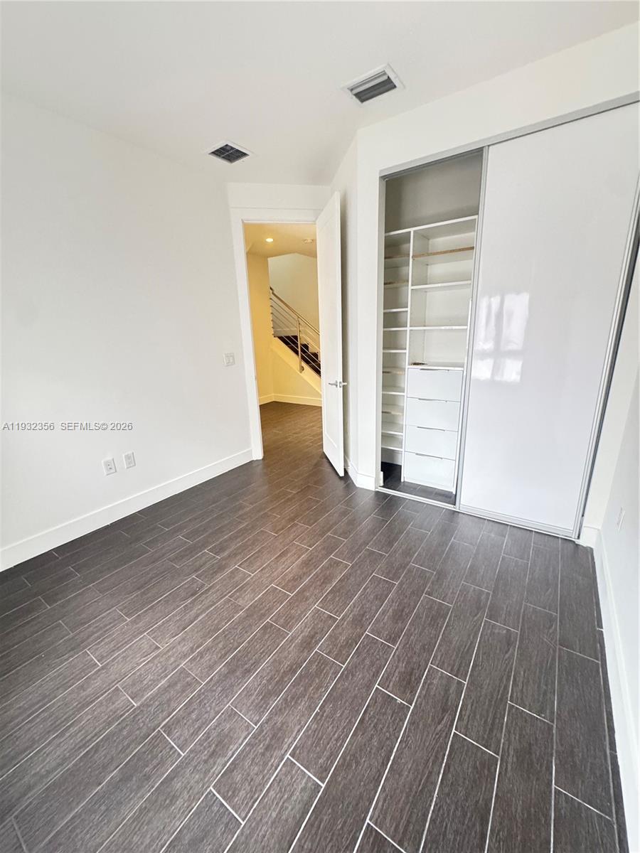 10550 NW 65th Ln Doral, FL 33178