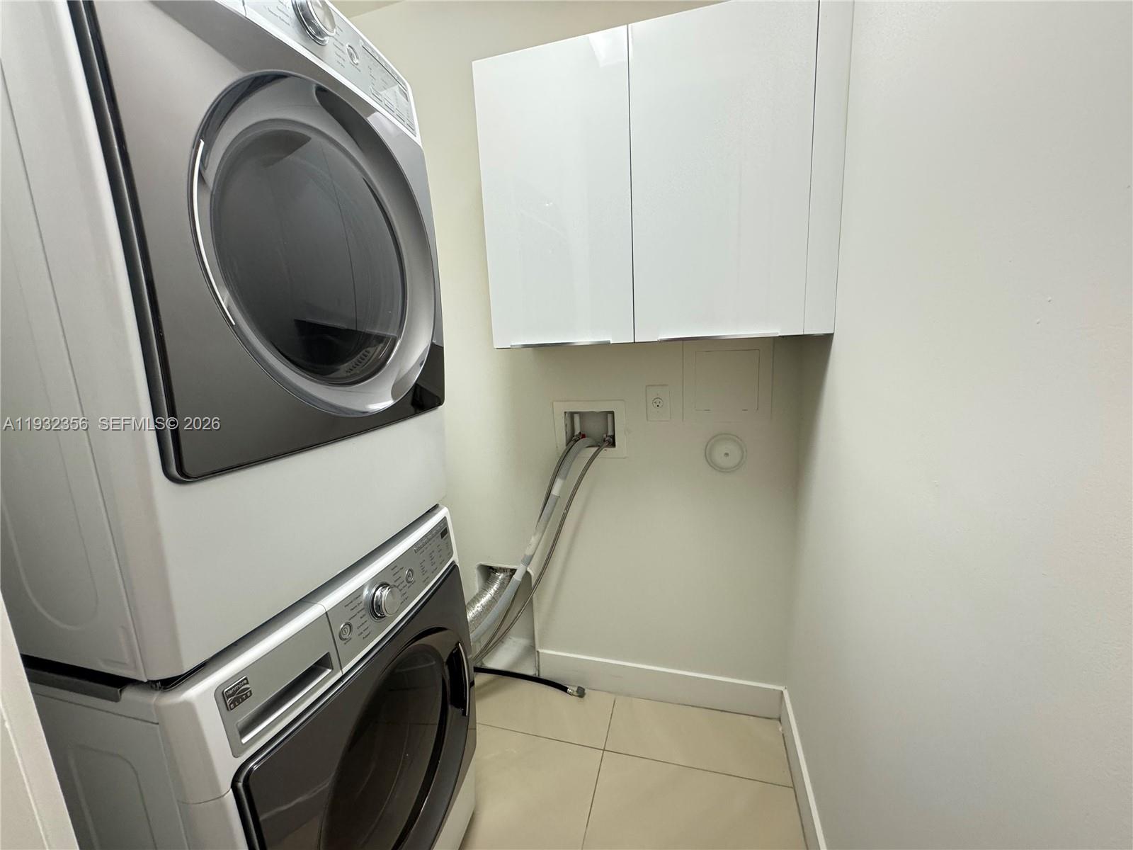 10550 NW 65th Ln Doral, FL 33178