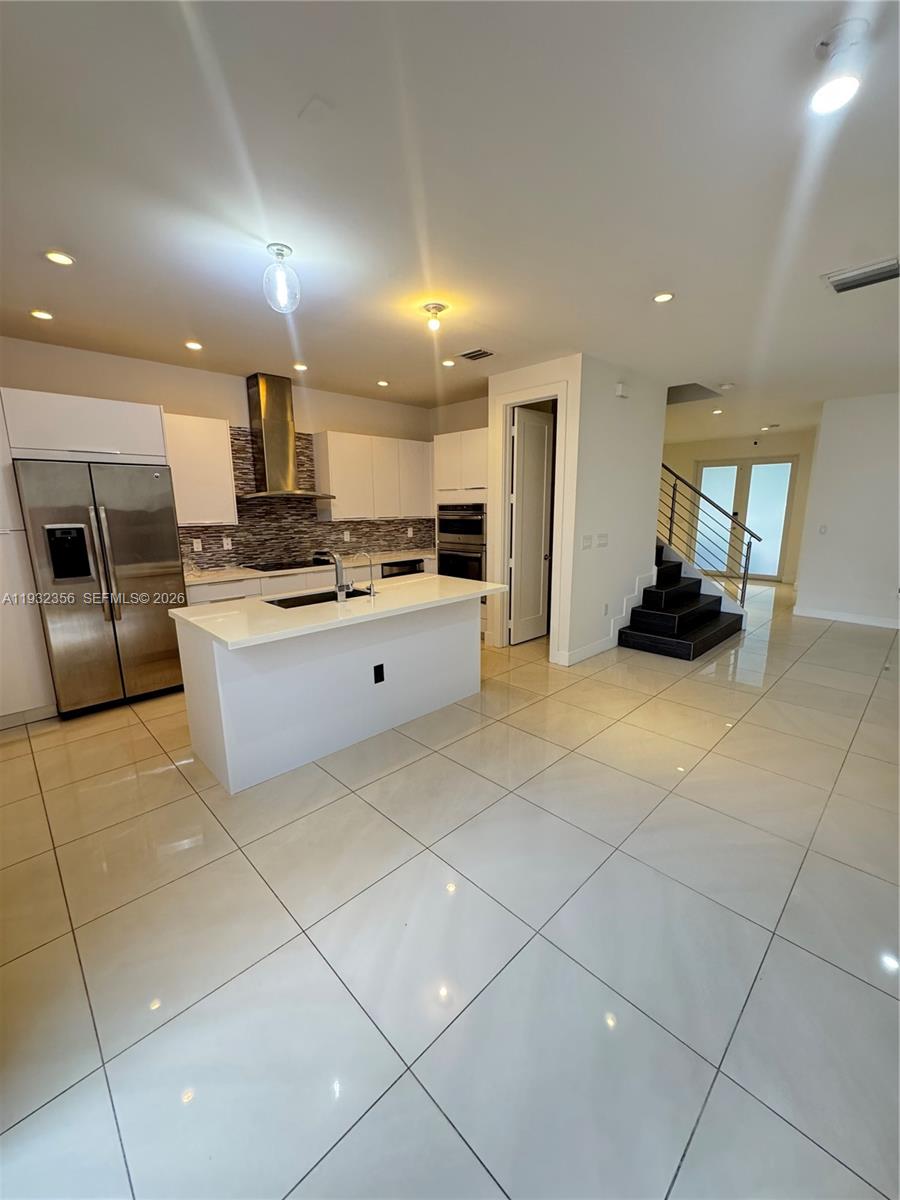 10550 NW 65th Ln Doral, FL 33178