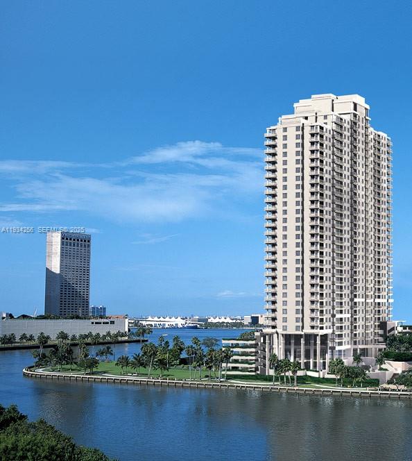 image Courts Brickell Key22